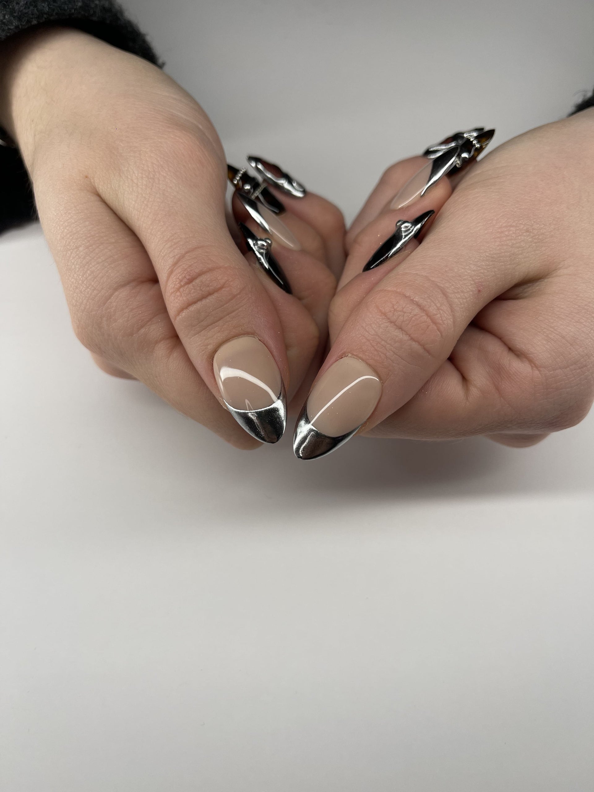 Cyber safari Shaunails