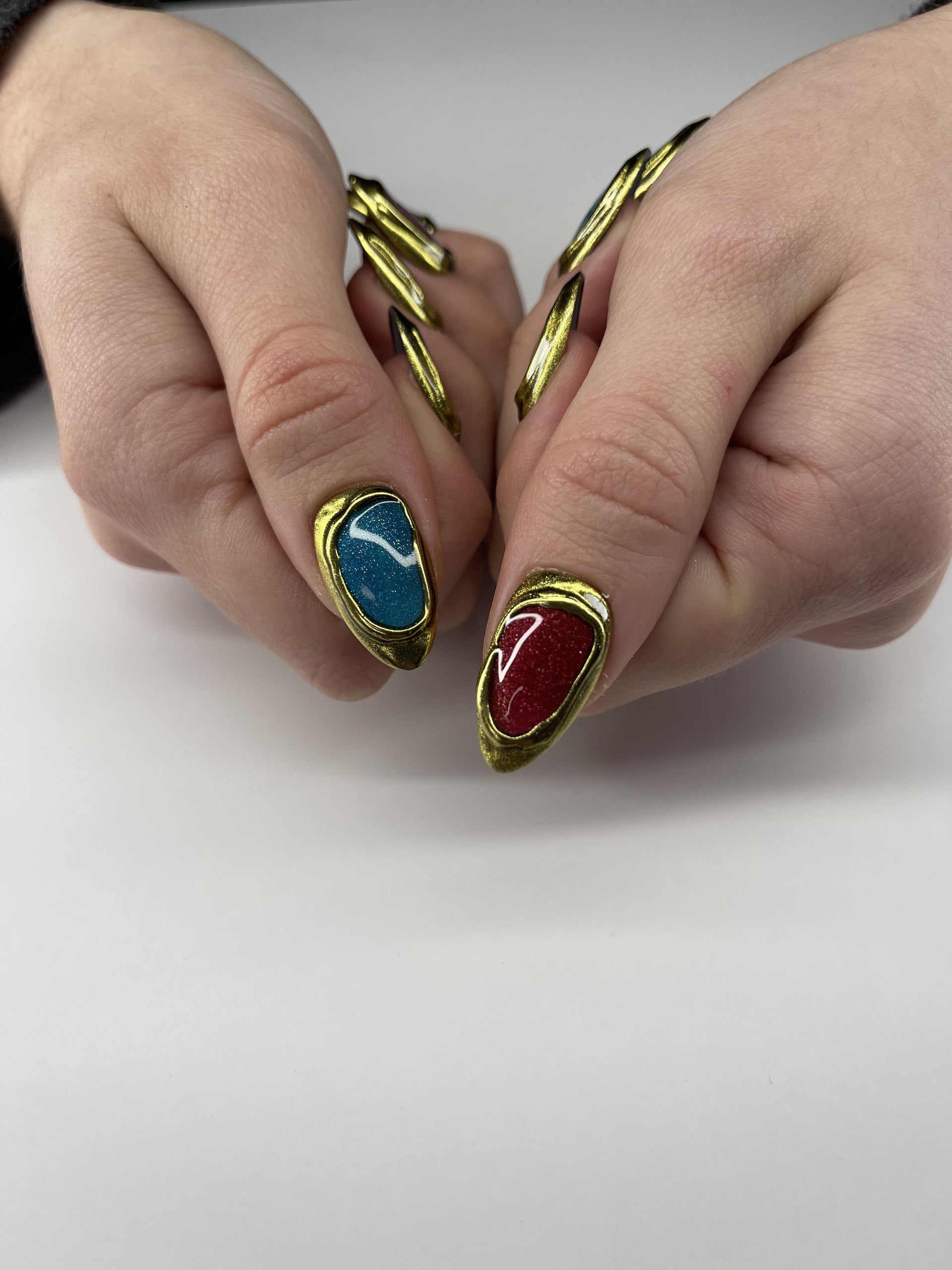 Time to Shine Shaunails