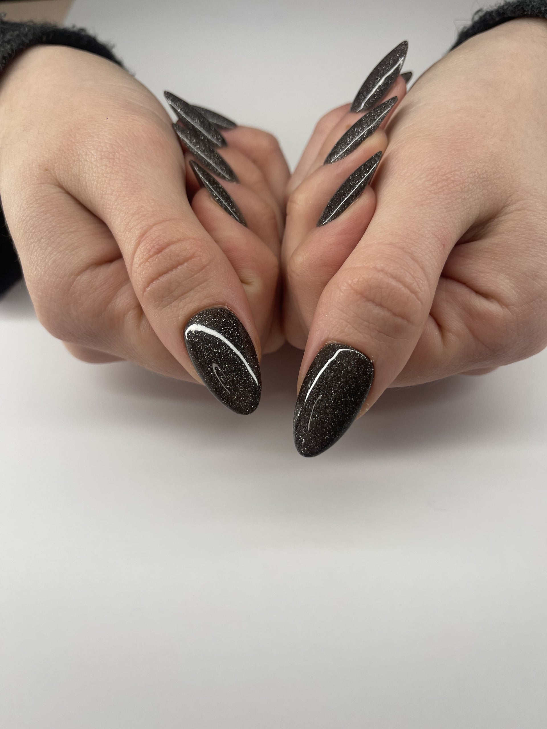 Magnetic Charcoal Shaunails