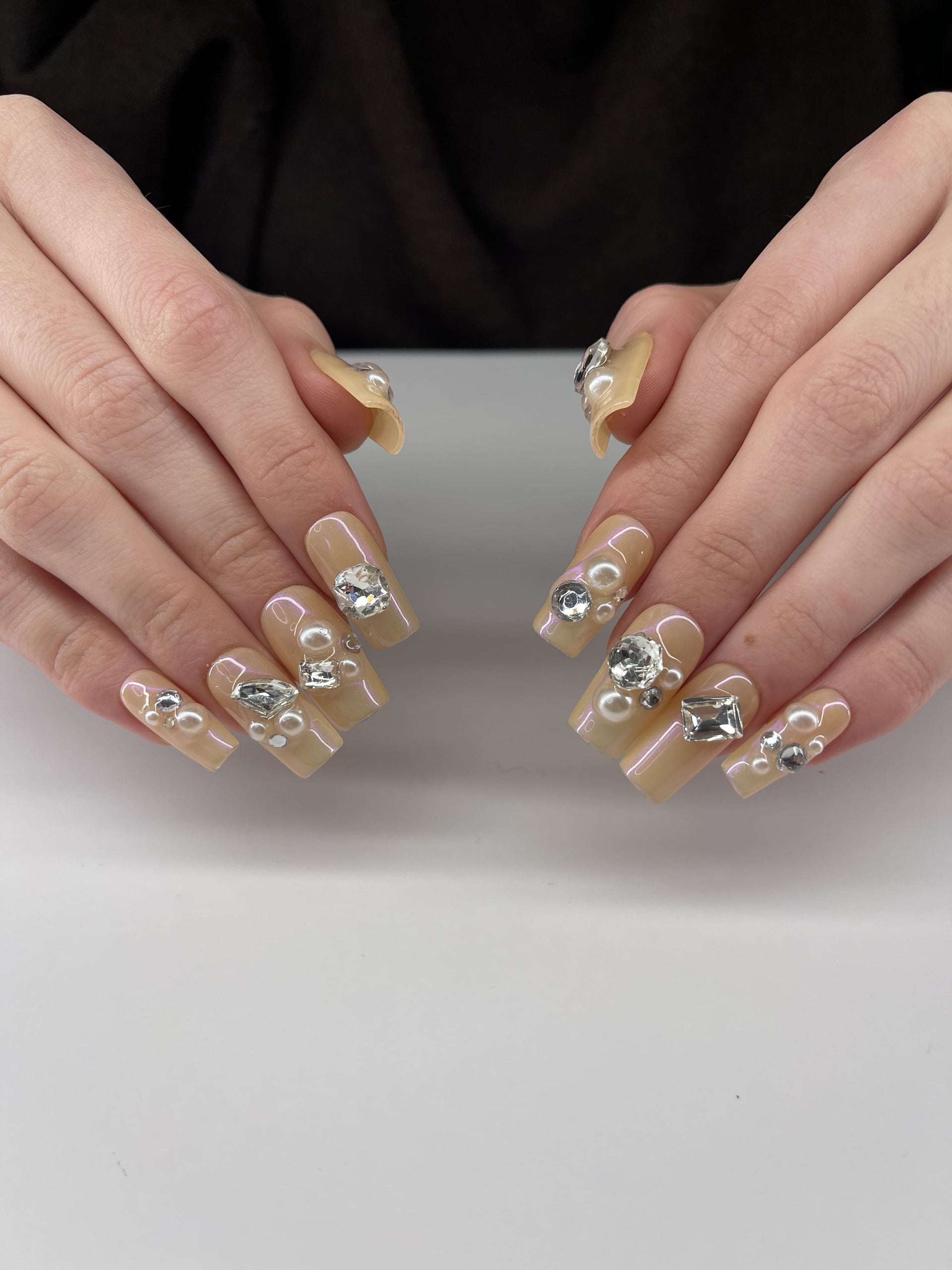 Diamond  Spark Shaunails