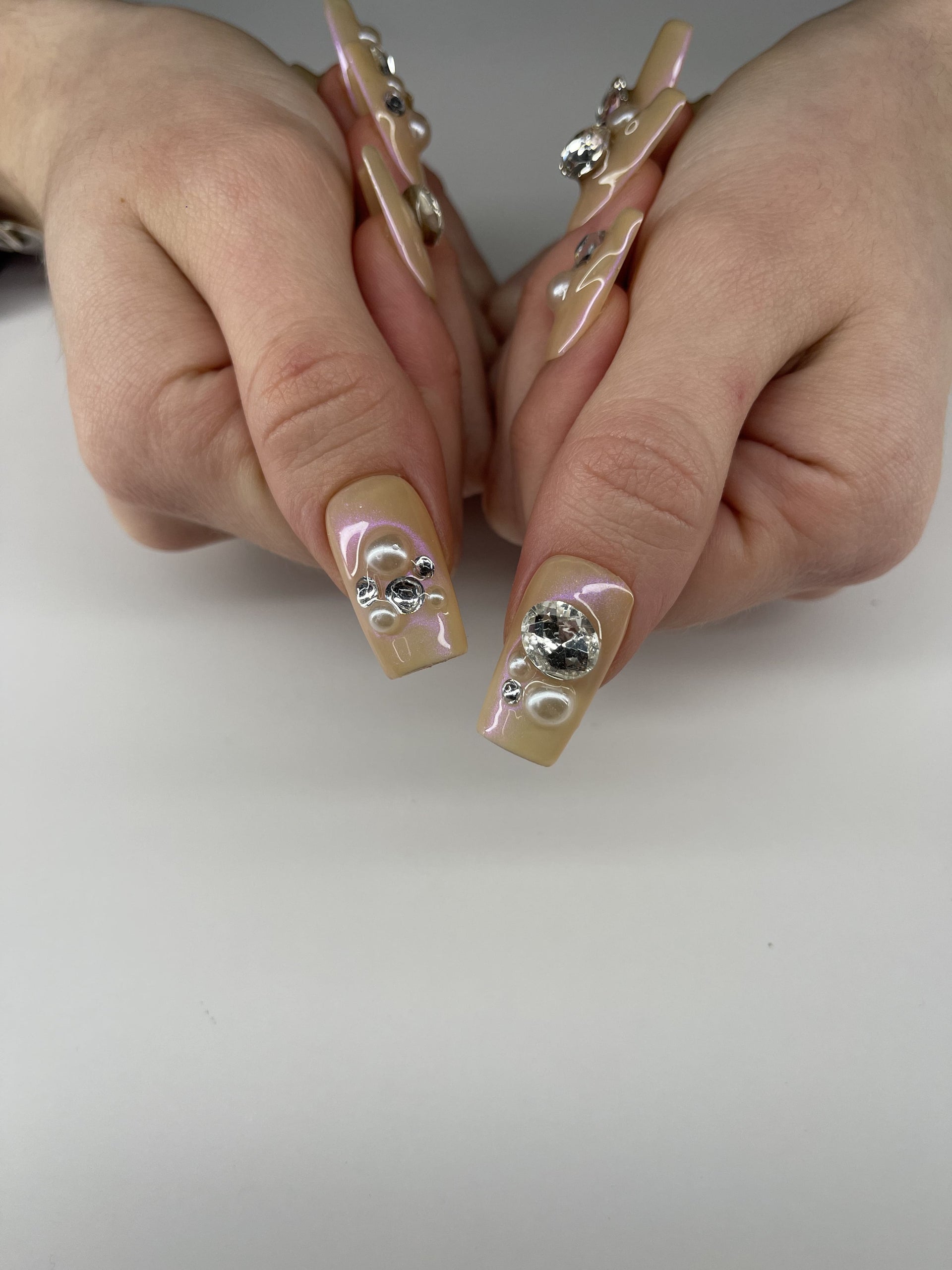 Diamond  Spark Shaunails