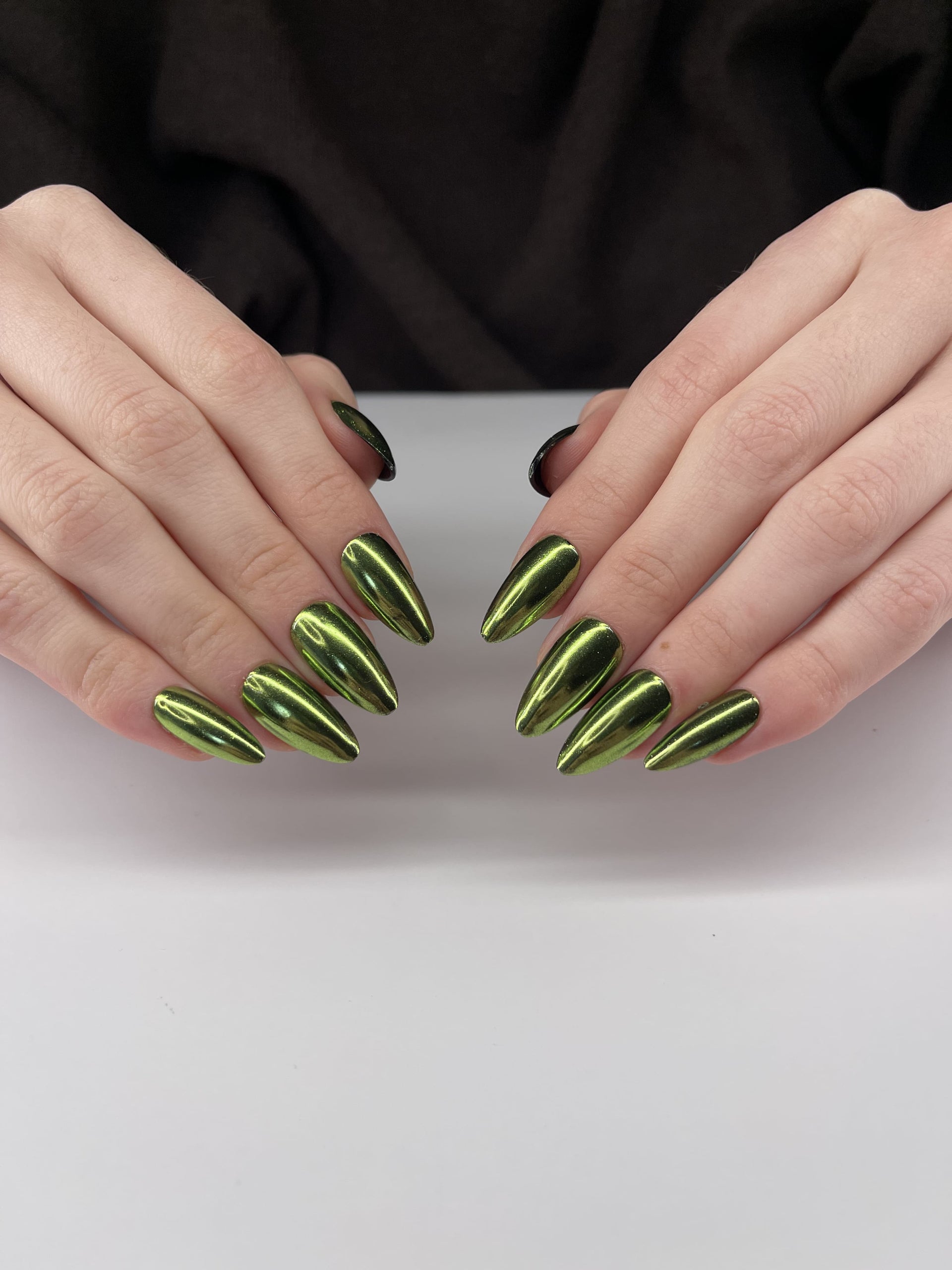 Pop  Chrome Shaunails